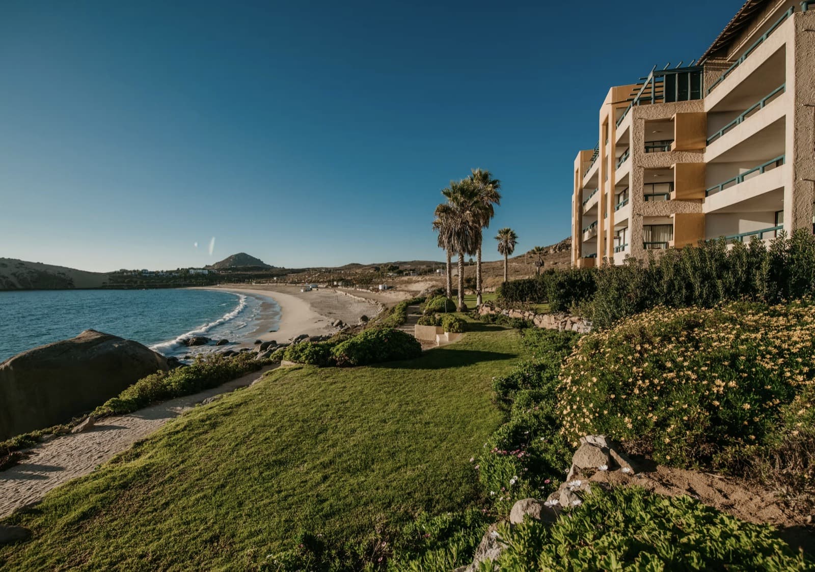 Hotel Playa Blanca Resort - Beachfront Family Resort